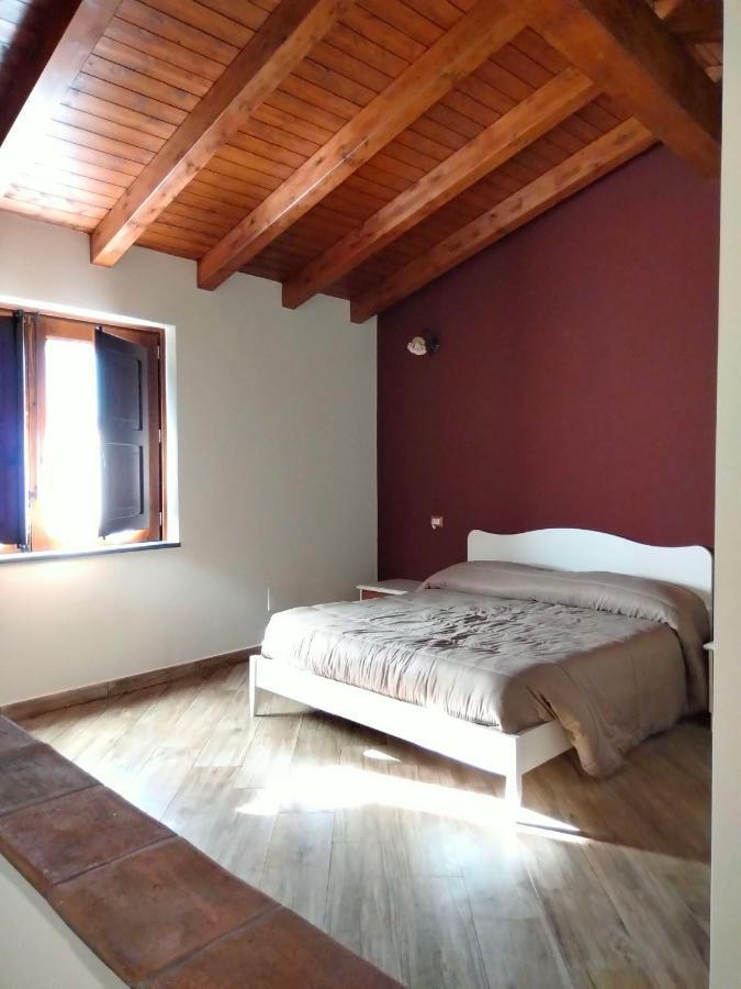 Villa Ai Doganieri à Randazzo Extérieur photo